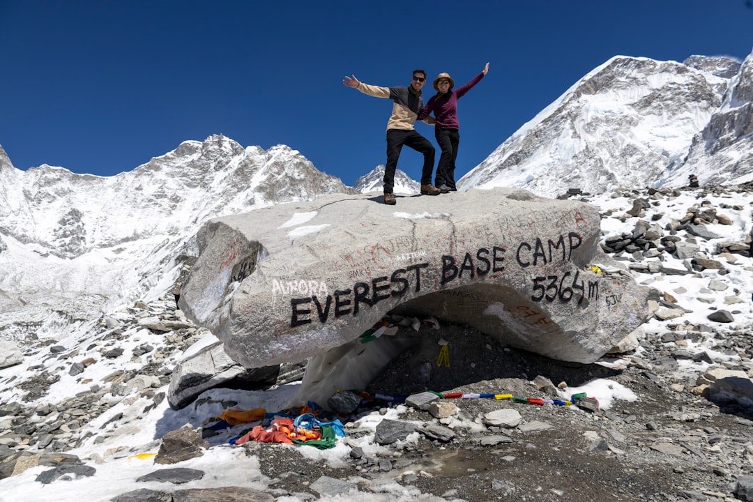 best time to trek to everest base camp